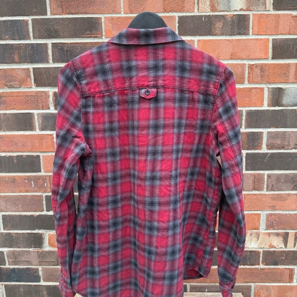 Vans Flannel Plaid Button-Up Shirt Red and Black Large - Picture 3 of 9